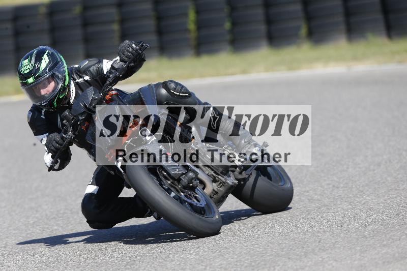 /Archiv-2025/49 26.08.2025 Cornu Master School ADR/rot-rouge/38